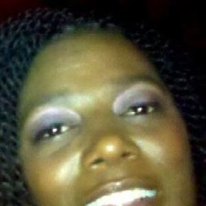 Meet your Posher, Cassandra